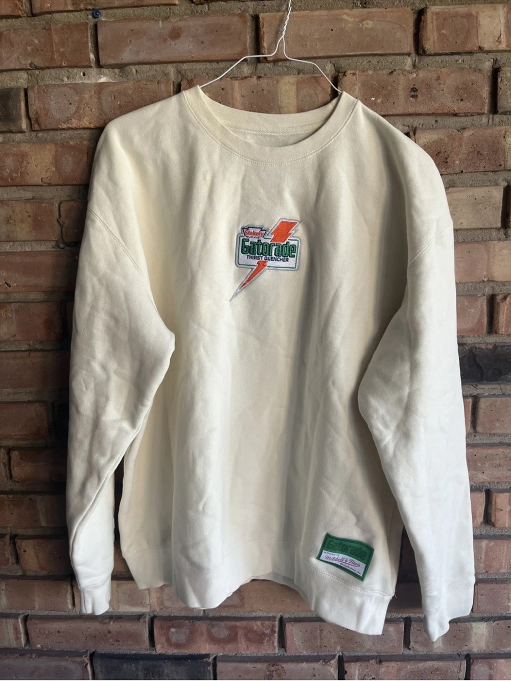 Mitchell & Ness Gatorade Cream Retro Vintage Crewneck Sweatshirt